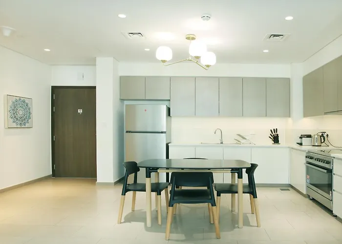 Brown Stone Holiday Homes Dubai Hills